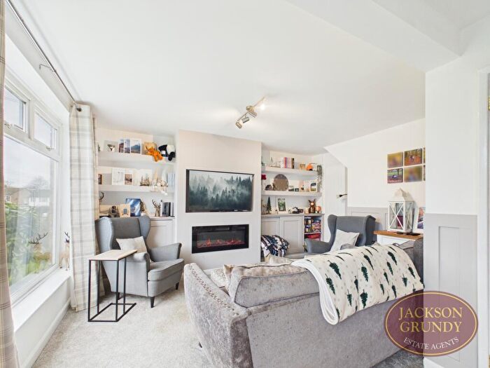 3 Bedroom Semi-Detached House For Sale In Church Croft, Roade, NN7