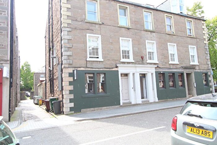 1 Bedroom Flat To Rent In Tay Square, Dundee, DD1