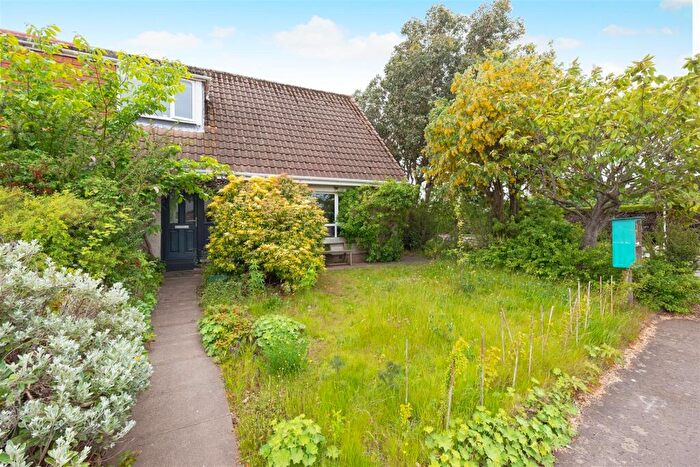 3 Bedroom Semi-Detached House For Sale In , Learmonth Place, St. Andrews, KY16