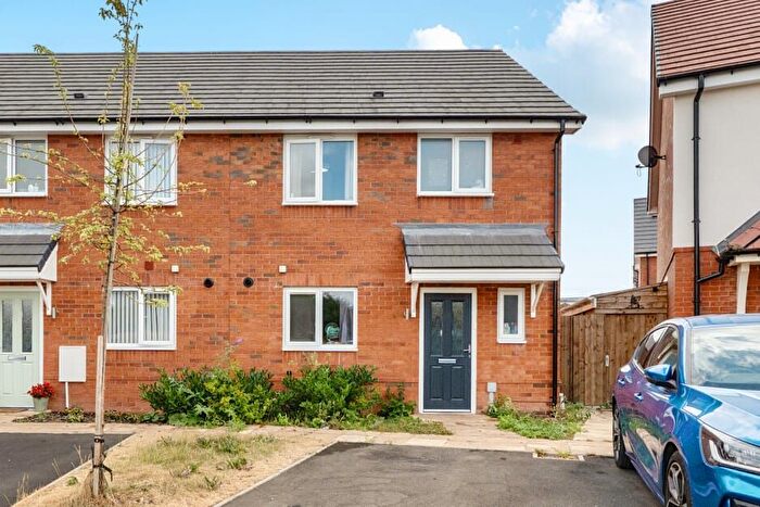 3 Bedroom Terraced House For Sale In Hindhead Drive, Longford, Coventry, CV6