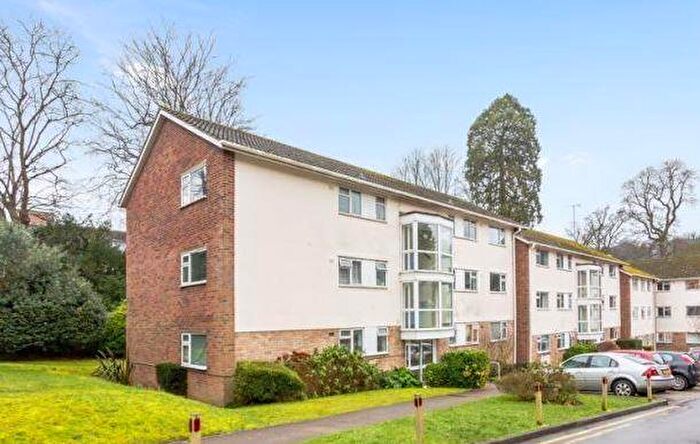 2 Bedroom Flat To Rent In Cliveden Close, Brighton, BN1