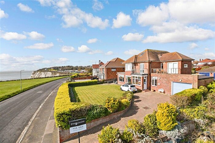 7 Bedroom Detached House For Sale In Western Esplanade, Broadstairs, Kent, CT10