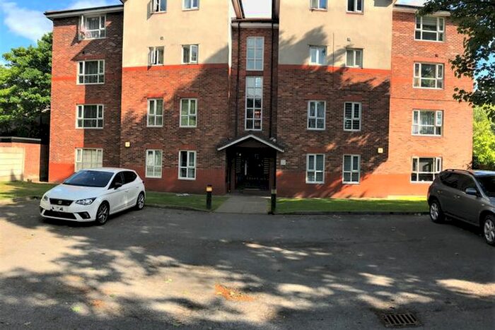 2 Bedroom Flat To Rent In Glover Ct, Leicester Ave, Salford, M7