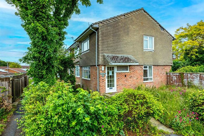 2 Bedroom House For Sale In Beckett Way, Lewes, BN7