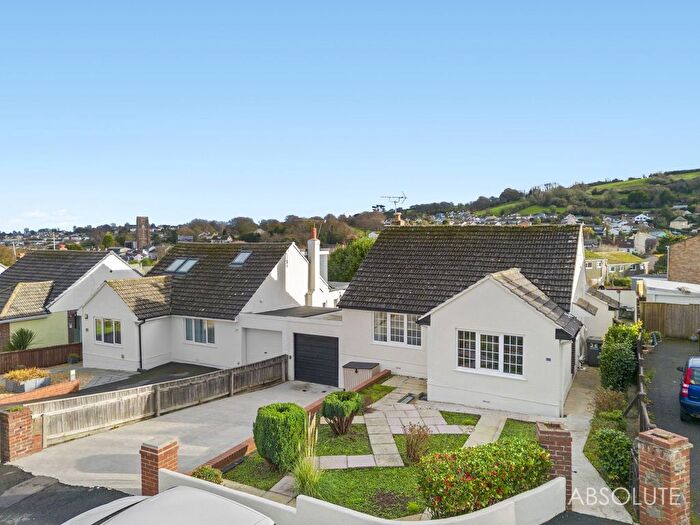 2 Bedroom Detached Bungalow For Sale In Longcroft Avenue, Brixham, TQ5