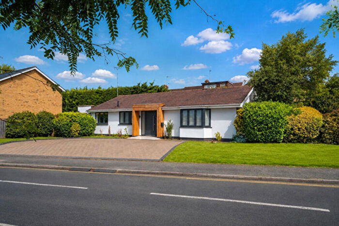 3 Bedroom Bungalow To Rent In Four Wents, Cobham, KT11