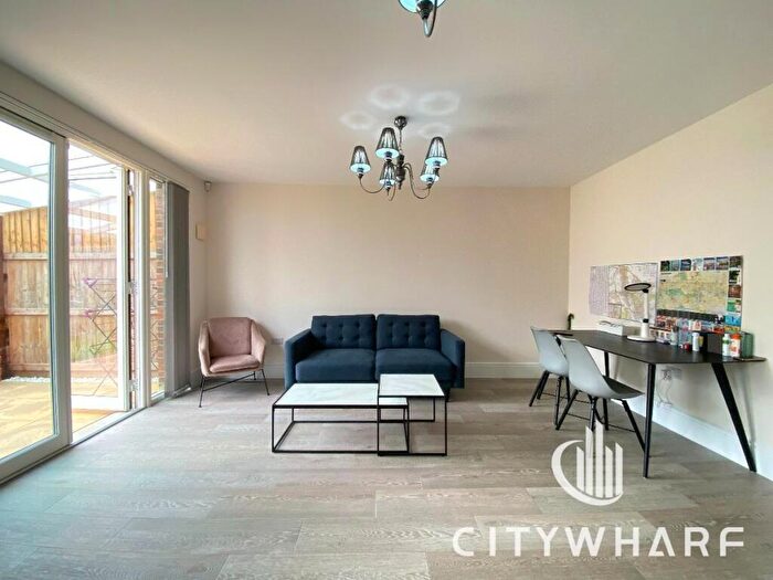 3 Bedroom Semi-Detached House To Rent In Barton Fields Road, Headington, Oxford, OX3