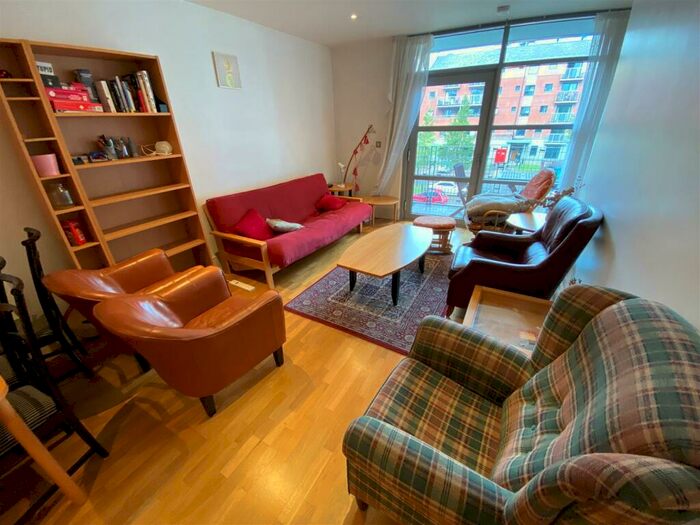 3 Bedroom Apartment To Rent In The Lock Building, , Whitworth Street West, Manchester, M1