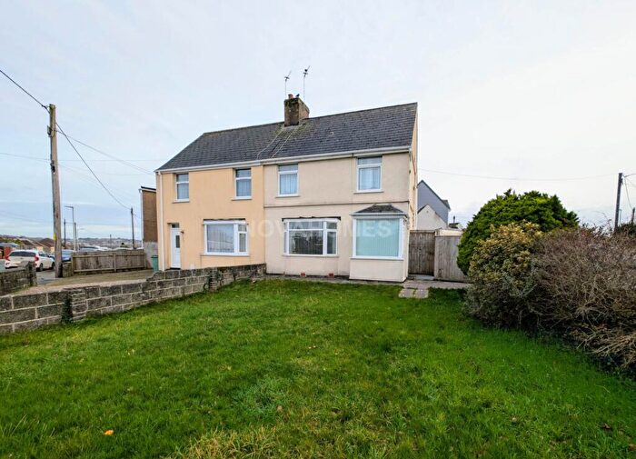 3 Bedroom Semi Detached House For Sale In Jubilee Road, Plymouth, PL5