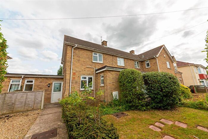 3 Bedroom Property For Sale In Elm Park, Filton, Bristol, BS34