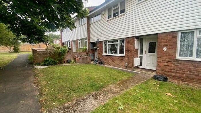 3 Bedroom House To Rent In Basingstoke, RG21
