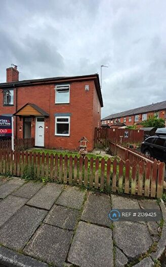 3 Bedroom Semi-Detached House To Rent In Abbey Crescent, Heywood, OL10