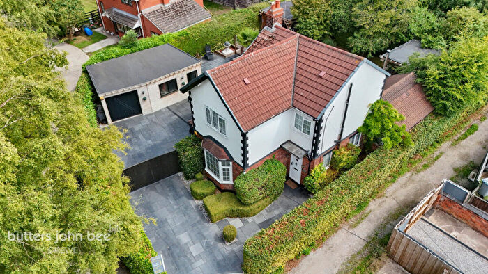 3 Bedroom Detached House For Sale In Wilding Street, Crewe, CW1