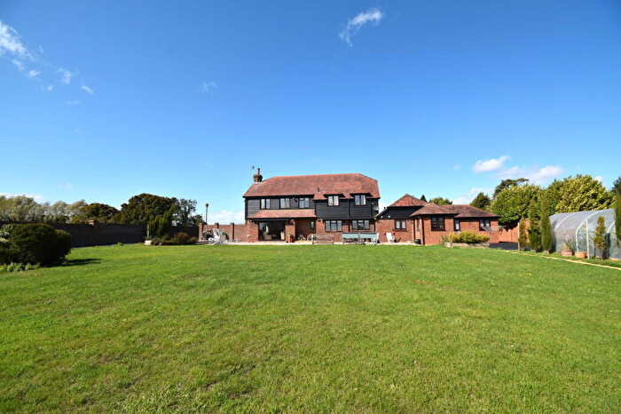 4 Bedroom Detached House For Sale In Eastling Road, Ospringe, Faversham, ME13