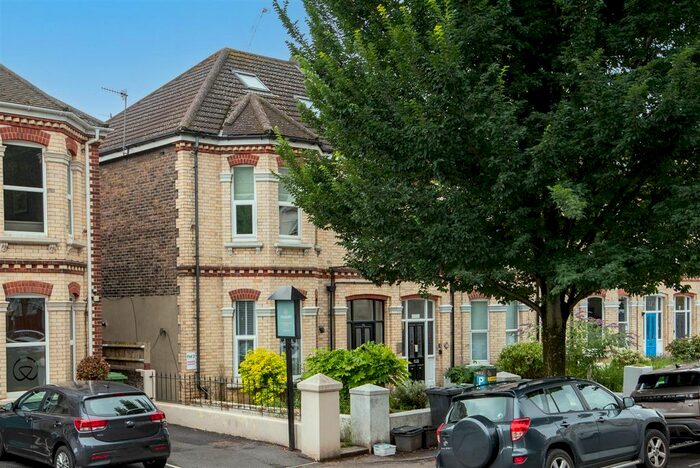 1 Bedroom Flat To Rent In Wilbury Avenue, Hove, BN3