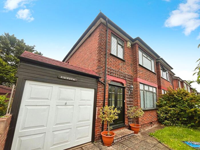 3 Bedroom Semi-Detached House To Rent In Iver Lane, Uxbridge, UB8