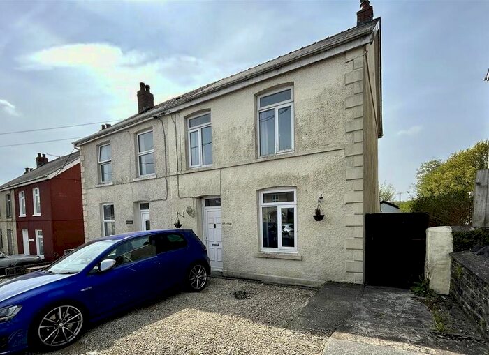 2 Bedroom Semi-Detached House For Sale In Heol Y Deri, Cwmgwili, Llanelli, SA14