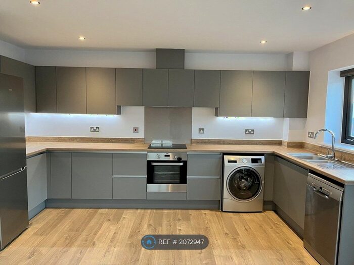 2 Bedroom Flat To Rent In Principia, Exeter, EX1