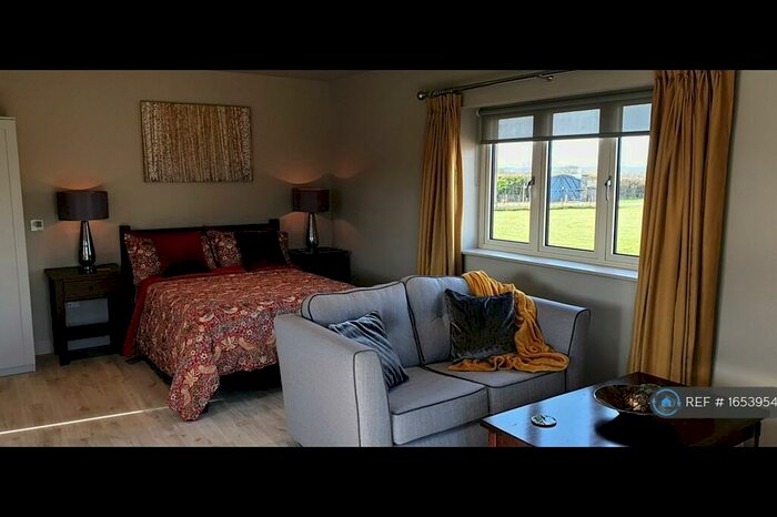 Studio To Rent In Crouch Lane, Sherborne, DT9