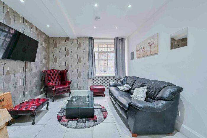 1 Bedroom Flat To Rent In Seymour Street, Marylebone, London, W1H