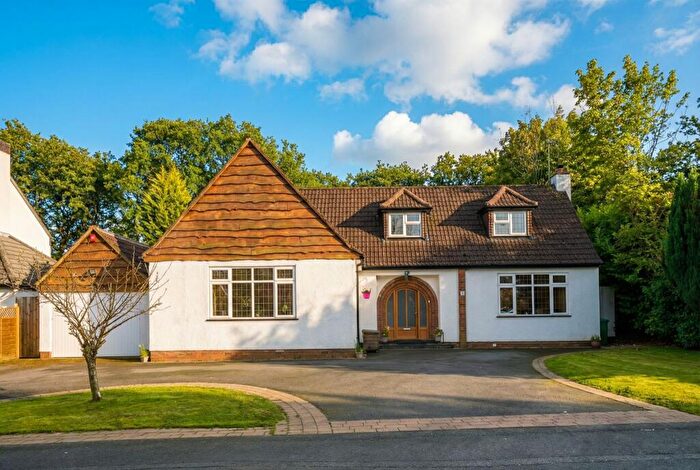4 Bedroom Detached House For Sale In Birch Tree Grove, Solihull, B91