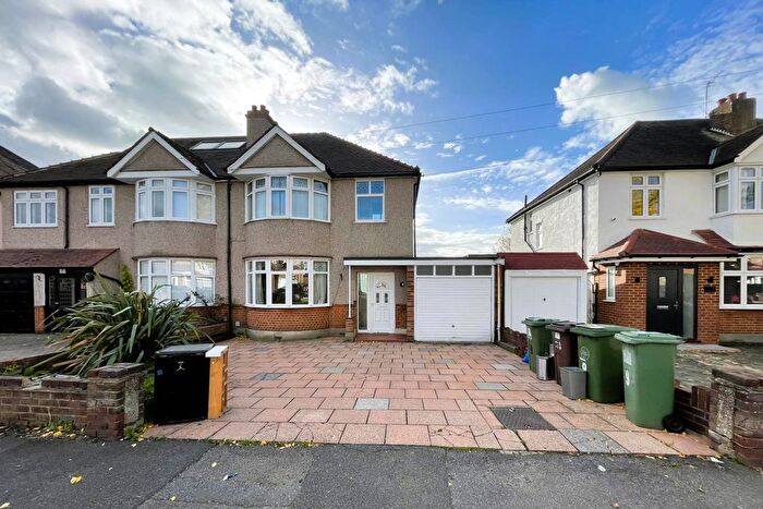 3 Bedroom Semi Detached House To Rent In Ebbisham Road, Worcester Park, KT4