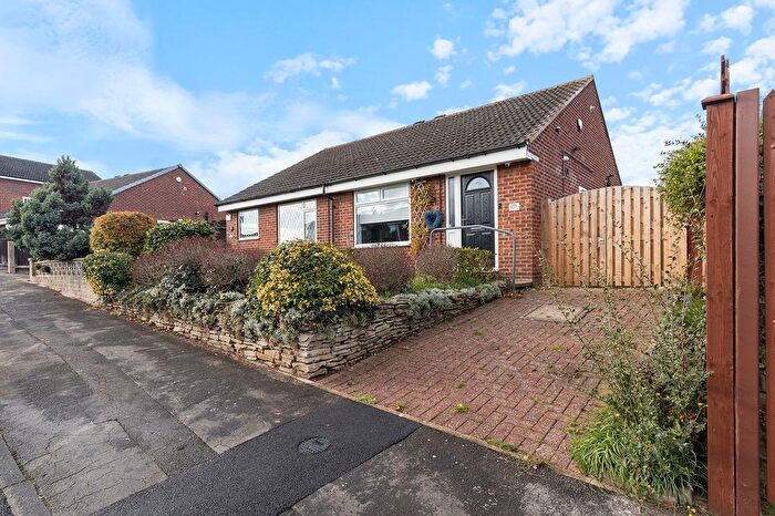 1 Bedroom Semi Detached Bungalow For Sale In Kestrel Avenue, Thorpe Hesley, Rotherham, S61