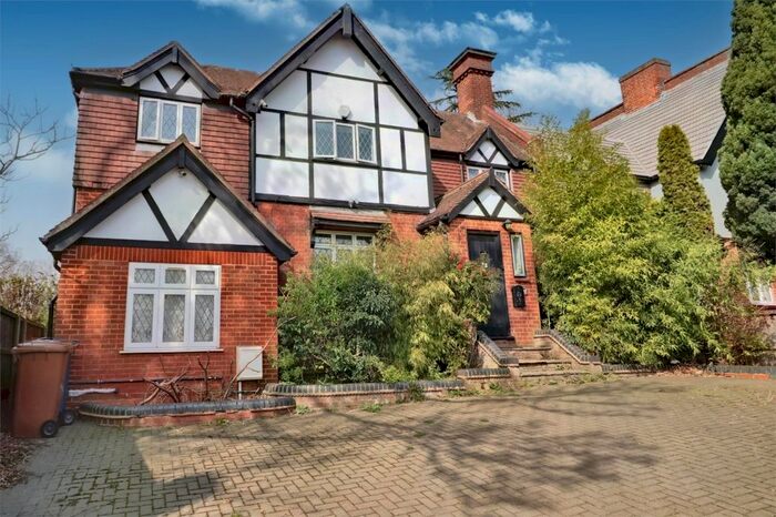 5 Bedroom Detached House To Rent In Uxbridge Road, Harrow Weald, Harrow, HA3