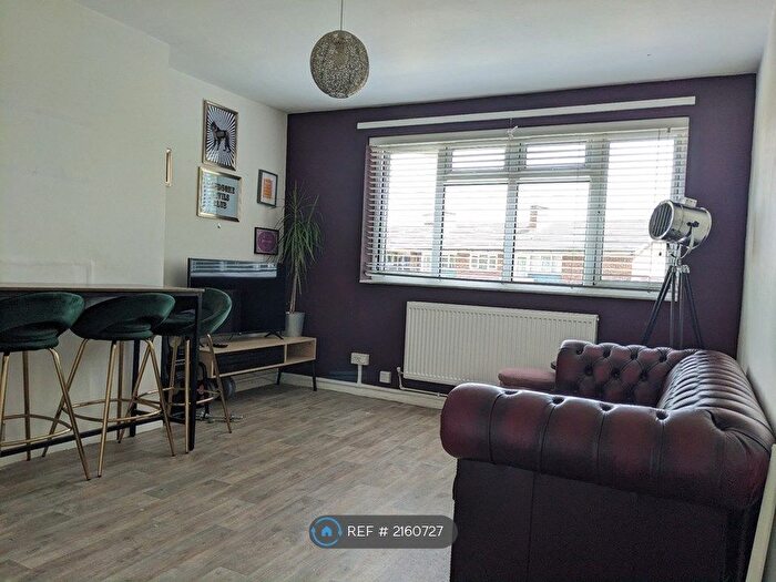 1 Bedroom Flat To Rent In Balaam Street, London, E13