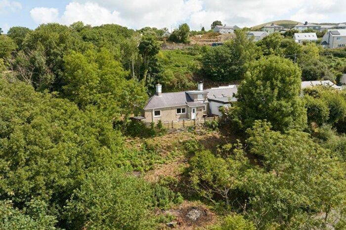 2 Bedroom End Of Terrace House For Sale In Frondeg, Gerlan, Bethesda, Bangor, LL57