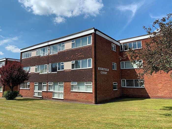 2 Bedroom Flat To Rent In Highfield Court, Station Road, Sutton Coldfield, B73