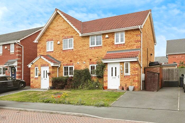 3 Bedroom Semi-Detached House For Sale In Stockwell Avenue, Kiveton Park, Rotherham, S26