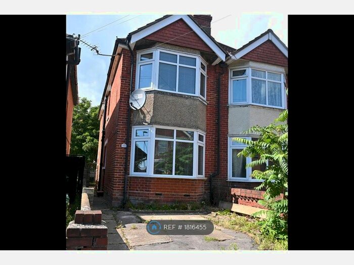 3 Bedroom Semi-Detached House To Rent In Anglesea Road, Southampton, SO15
