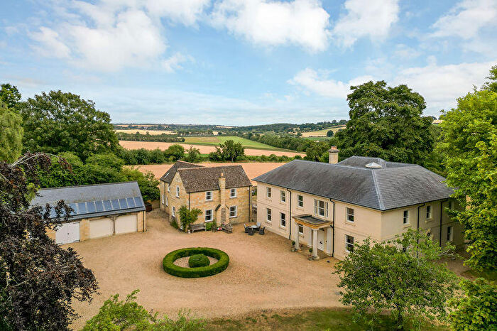 8 Bedroom Country House For Sale In Ketton House, Aldgate, Stamford, PE9