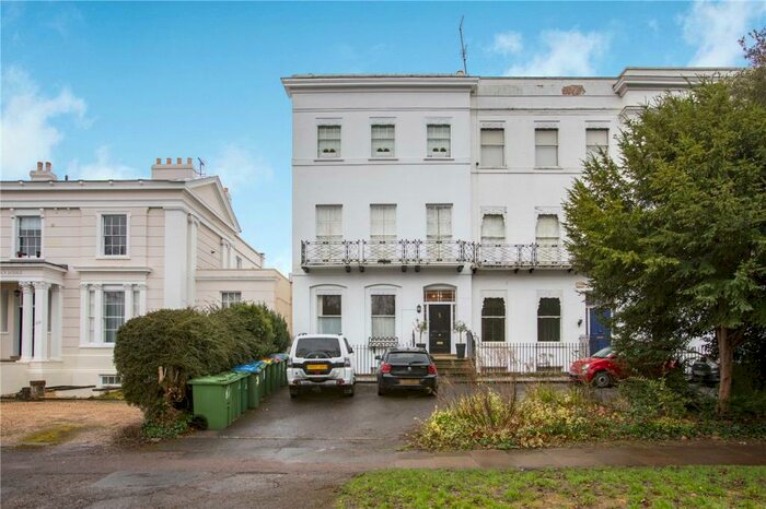 2 Bedroom Apartment To Rent In Pittville Lawn, Cheltenham, GL52