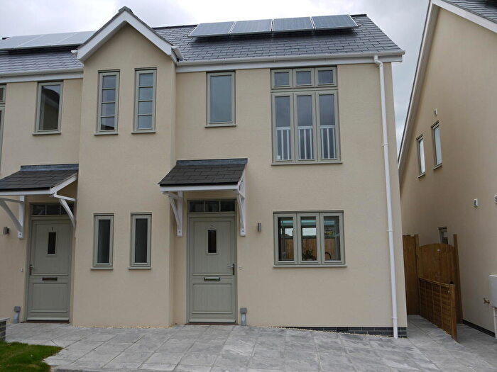 2 Bedroom Semi-Detached House To Rent In Quarryman Close, Street, Somerset, BA16