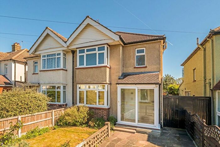 3 Bedroom Semi Detached House For Sale In Princes Avenue, Surbiton, KT6