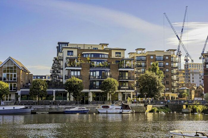 2 Bedroom Flat To Rent In Jerome Place, Kingston Upon Thames, KT1