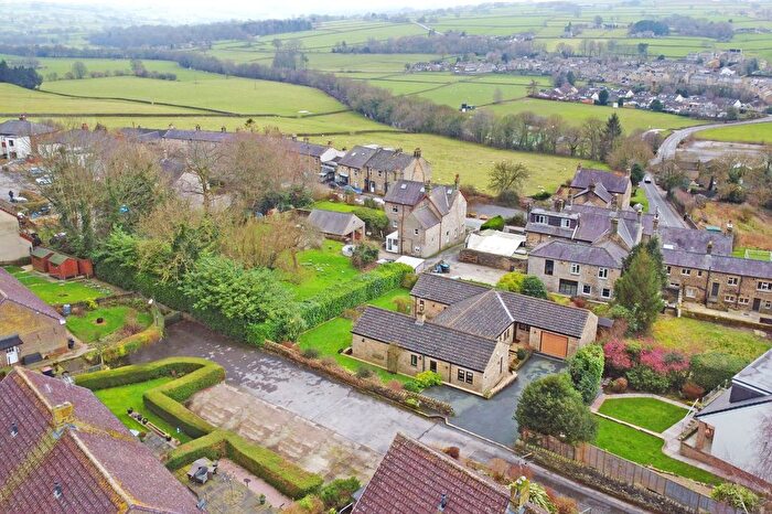 4 Bedroom Detached Bungalow For Sale In Summerbridge, Harrogate, HG3