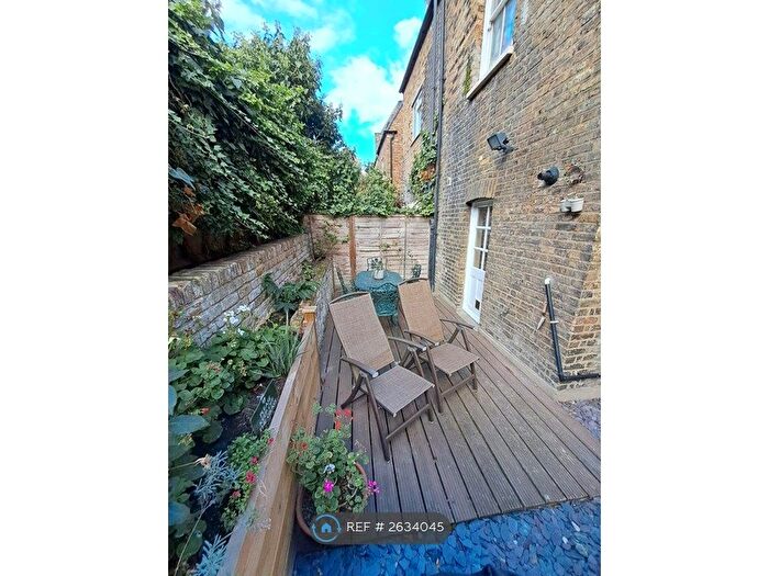 1 Bedroom Flat To Rent In Morat Street, London, SW9