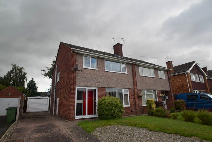 4 Bedroom Semi-Detached House To Rent In Brookside Avenue, Newport, TF10