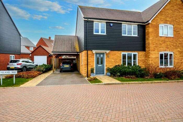 4 Bedroom Semi-Detached House To Rent In Ryeland Way, Kingsnorth, TN25