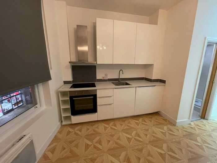 Studio To Rent In Rye Lane, Peckham, SE15