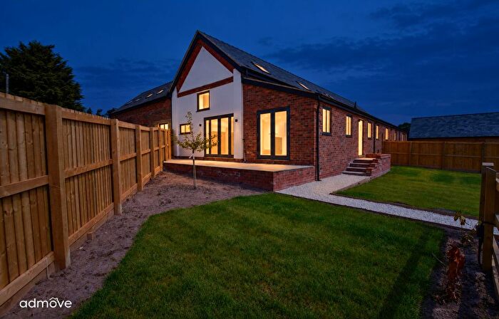 4 Bedroom Barn Conversion For Sale In Little Clover Barns, Northwich Road, WA4