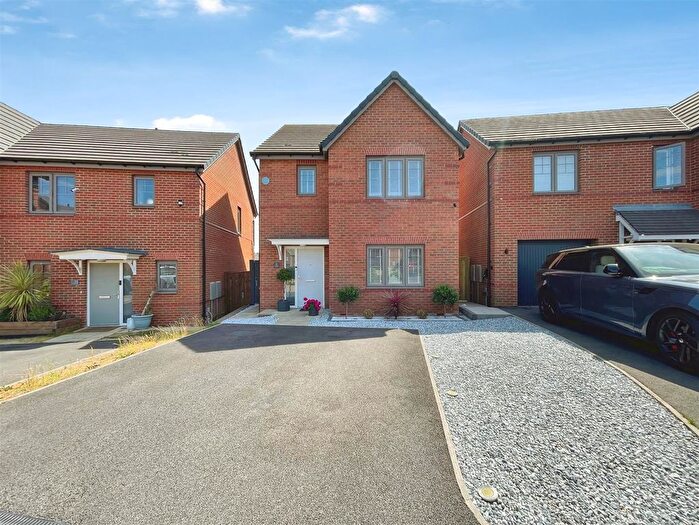 3 Bedroom Detached House For Sale In Endor Road, Mansfield, NG18