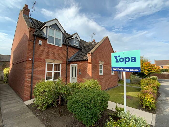 3 Bedroom End Terrace House For Sale In The Orchard, Tickton, Beverley, HU17