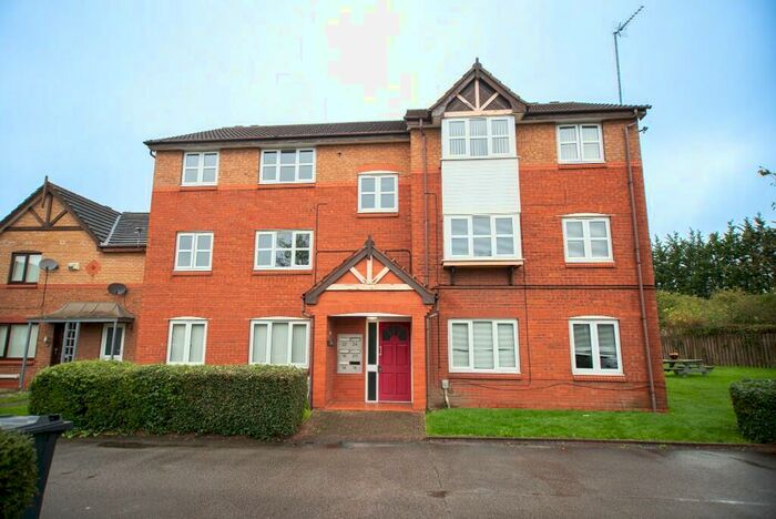 2 Bedroom Flat To Rent In Lowdale Close, Hull, East Riding Of Yorkshire, HU5