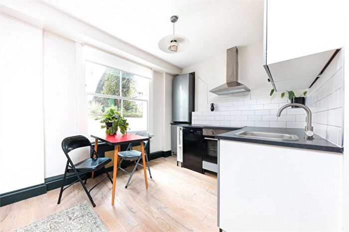 1 Bedroom Flat To Rent In Morton Road, Islington, N1