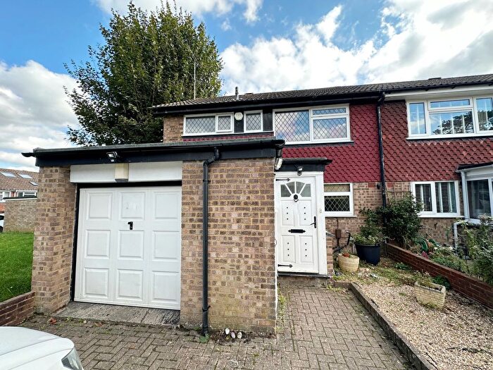 3 Bedroom Property To Rent In Ryarsh Crescent, Orpington, BR6
