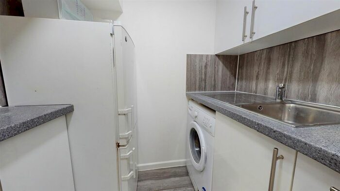 1 Bedroom Flat To Rent In St Pauls Avenue, Willesden Green, London, NW2